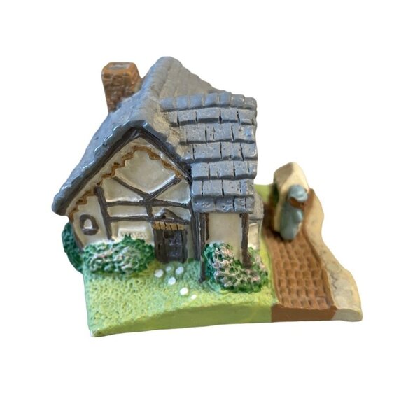 Vintage 1994 Avon Collectible Miniature Village House Figurine - Picture 2 of 6